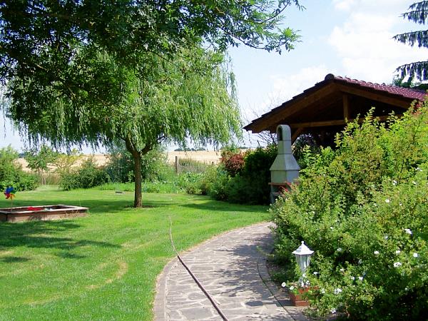 Außenanlage der Ferienwohnung: Natur pur, Entspannung im Grünen